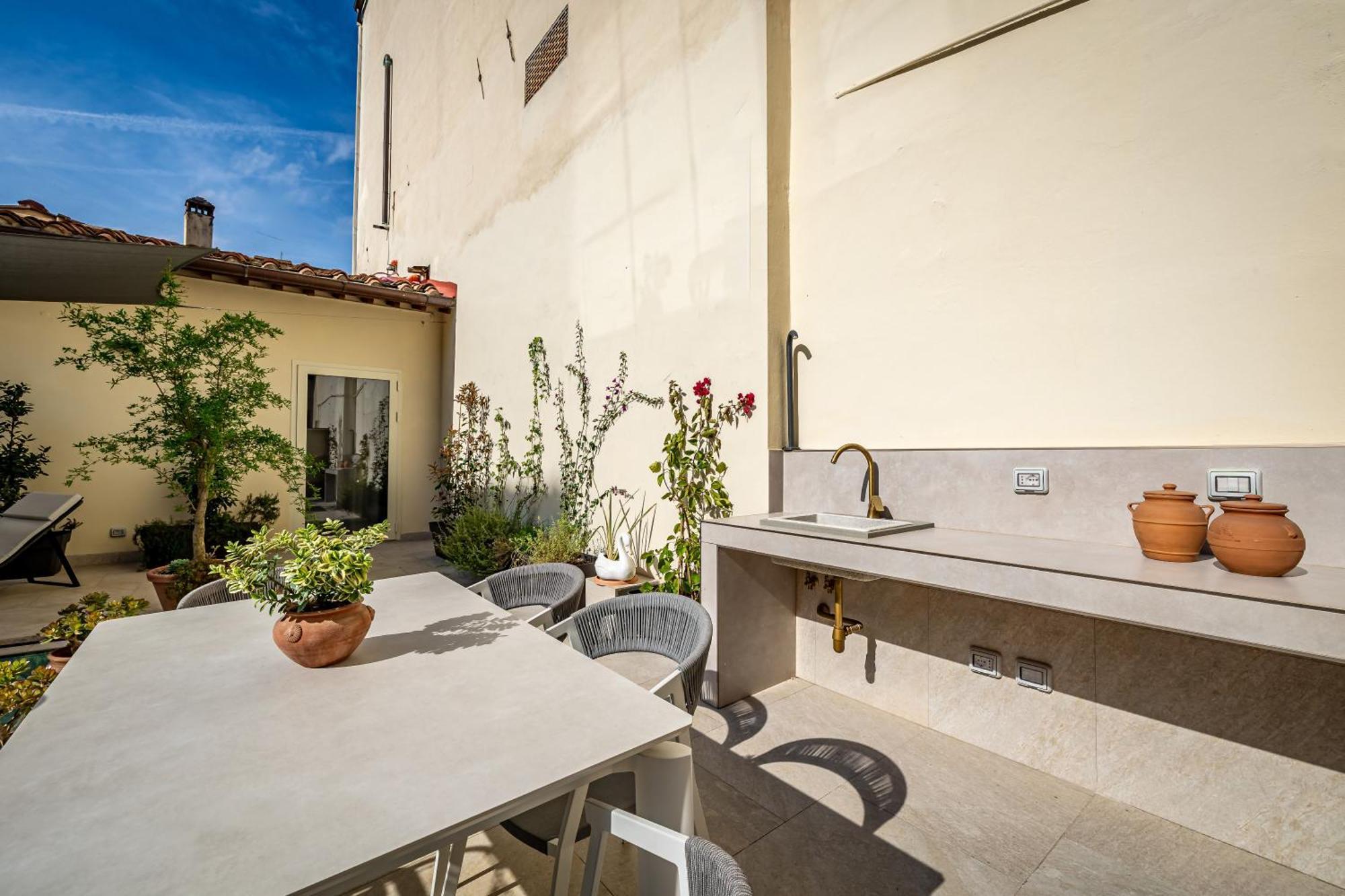 فلورنس Dimora Collection - Le Corti - Boutique Luxury Suites In A Restored 13Th Century Convent, With Sauna And Gym (Adults Only) المظهر الخارجي الصورة